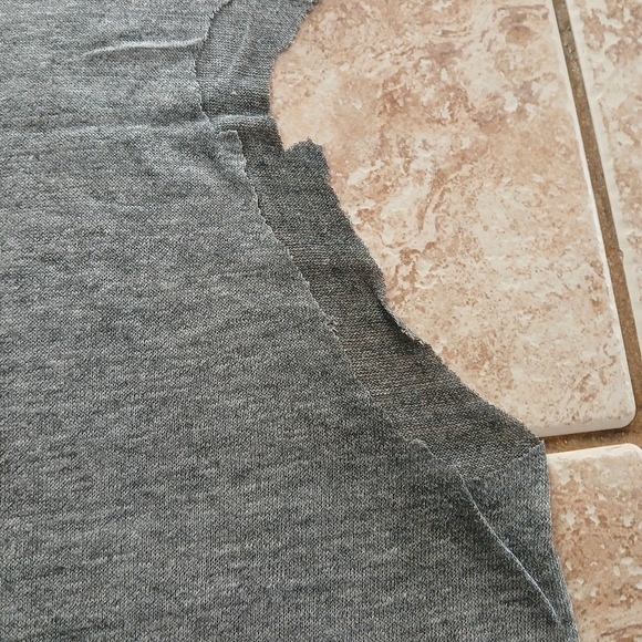 #0324 Mens Russell Athletic Gray T-Shirt w/Cut Off Sleeve s Size XL - Picture 12 of 13